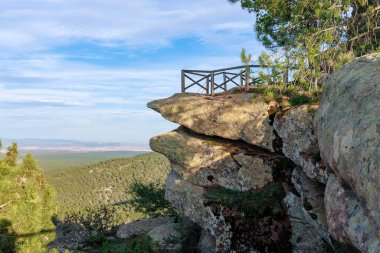 İspanya 'nın Teruel kentindeki Pinares de Rodano manzarası..