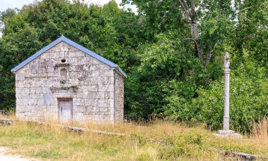 Muxia 'daki Aziz Eutel Kilisesi ve Haçı, A Coruna, Galiçya.