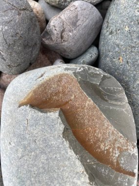  Farklı şekillerde büyük doğal taşlar. Yüksek kalite fotoğraf