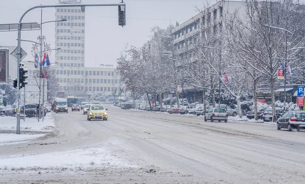 stock image Novi Sad, Serbia - January 11, 2017: Center Novi Sad under the snow, before the New Year holidays 2017. The streets of the city of Novi Sad are covered with snow. A view of the central streets of the city of Novi Sad covered in snow.