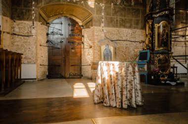 View of the interior and the wall with the iconostasis in the church.