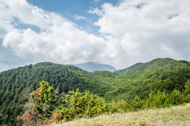 Yunanistan 'ın Stavros kentindeki gözcü noktasından Olimpos Dağı' nın panoramik manzarası.