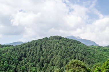Yunanistan 'ın Stavros kentindeki gözcü noktasından Olimpos Dağı' nın panoramik manzarası.