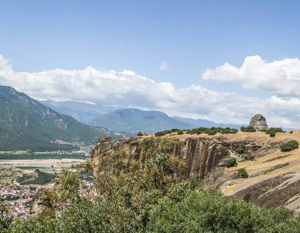 stock image View of the specific rocks of Mount Meteor in Greece.