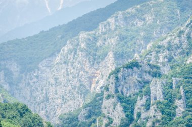 Yunanistan 'ın Stavros kentindeki gözcü noktasından Olimpos Dağı' nın panoramik manzarası.