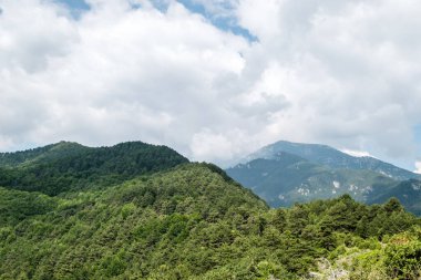 Yunanistan 'ın Stavros kentindeki gözcü noktasından Olimpos Dağı' nın panoramik manzarası.