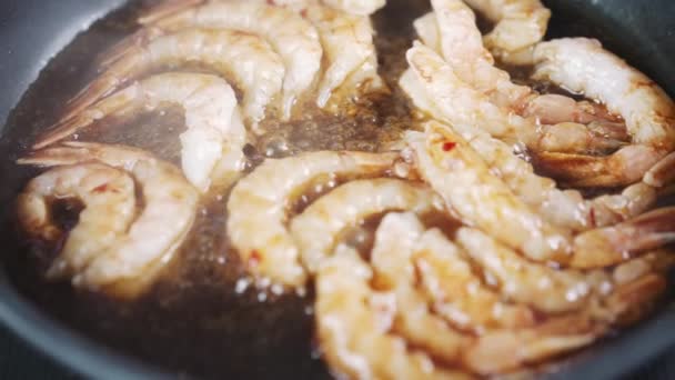 Langoustines Sauce Cooking Process Slow Motion View Shrimps Frying Pan — 비디오