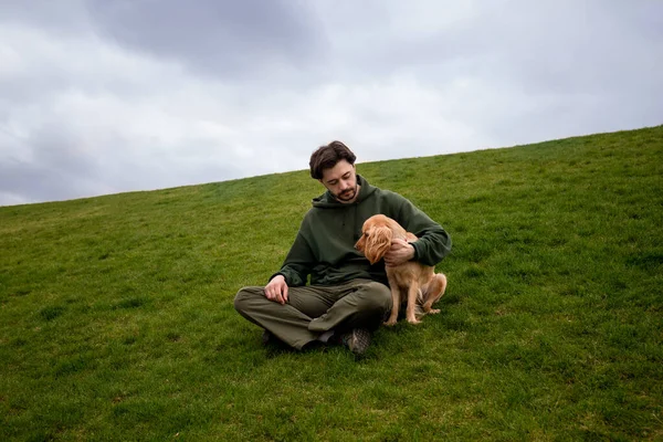 Man Sits His Dog Green Lawn Bearded Man Hugs Cocker — Stock Photo, Image