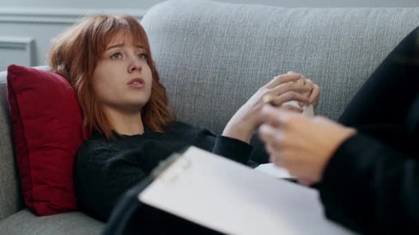 Frustrated Young Red Hair Girl Laying Couch Telling Sad News — Stock Video