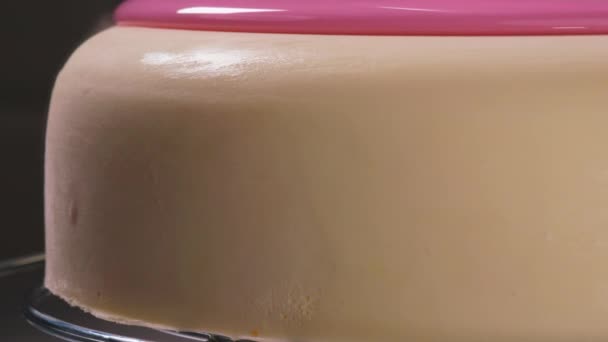 Pouring Pink Glaze Biscuit Cake Glazing Pink Color Chocolate Syrup — Stock Video