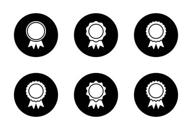 Ödül rozeti simgesi koleksiyonu siyah çemberde. Ödül, madalya işareti