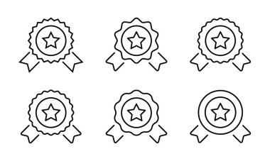 Ödül kurdele yıldız taslak ikonu koleksiyonu. Madalya işareti sembolü. Düzenlenebilir vuruş