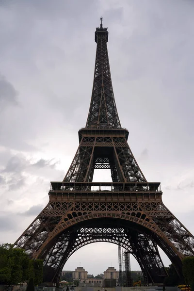 Torre Eiffel Contra Cielo Vista Fondo — Foto de Stock