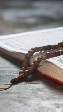 Ramazan ve İslam arkaplan kavramı tespih boncuğu