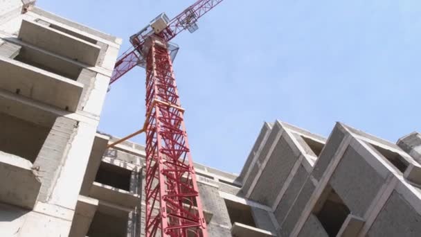 Close Budowa Nowego Wieżowca Mieszkalnego Obracanie Obrazu — Wideo stockowe