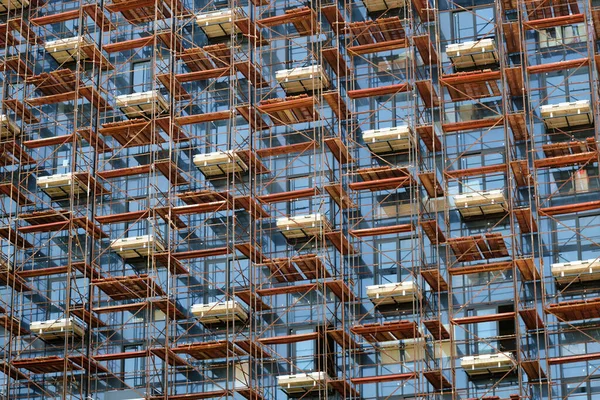 Close Scaffolding Construction Balconies Facade Modern Residential Building — Stock Photo, Image