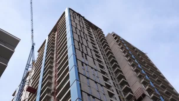 建造一个新的现代住宅区 带有装饰元素的高层建筑 — 图库视频影像