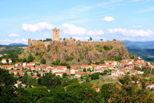 stock image The fortress of Polignac (XIth century) is placed on a rocky spur, on cliffs more than hundred meters high, near the town of Le Puy-en-Velay, in the Auvergne region