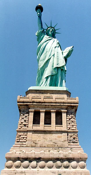 Статуя Свободы Нью Йоркском Заливе Соединенных Штатах Америки Сша — стоковое фото