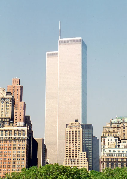 在30年的时间里 世界贸易中心的双子塔是位于美国纽约市中心的曼哈顿最高的摩天大楼 — 图库照片