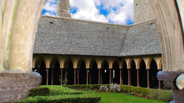 圣米歇尔山修道院内的Merveille修道院 — 图库照片
