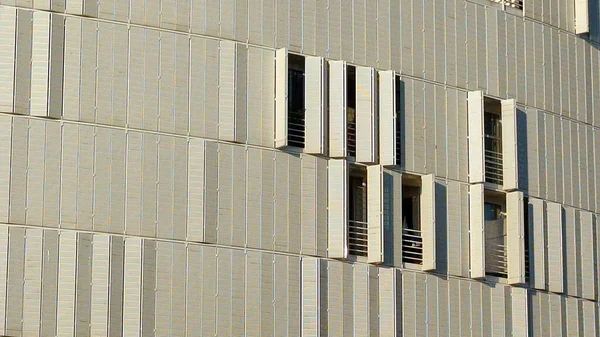 Окна Закрытыми Ставнями Перед Офисным Зданием Расположенным Бордо Нью Аквитания — стоковое фото