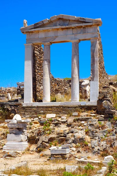 Vista Del Templo Isis Ciudad Arqueológica Isla Delos Cerca Mykonos — Foto de Stock