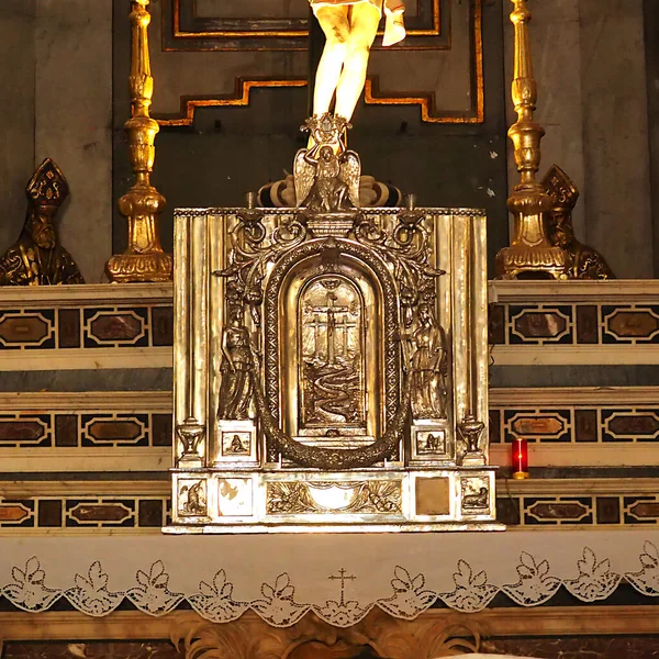 Srebrny Tabernakulum Saint Jean Baptiste Kościół Katolicki Największy Kościół Korsyce — Zdjęcie stockowe