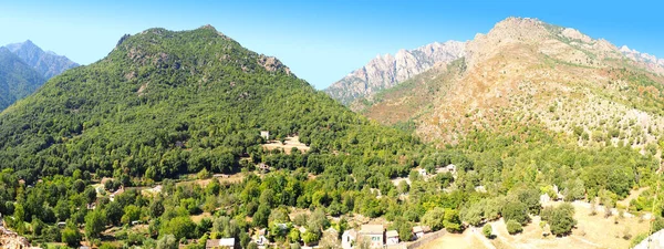 Panoramatický Výhled Hory Monte Cinto Pevnosti Corte Ostrově Korsika Přezdívaný — Stock fotografie