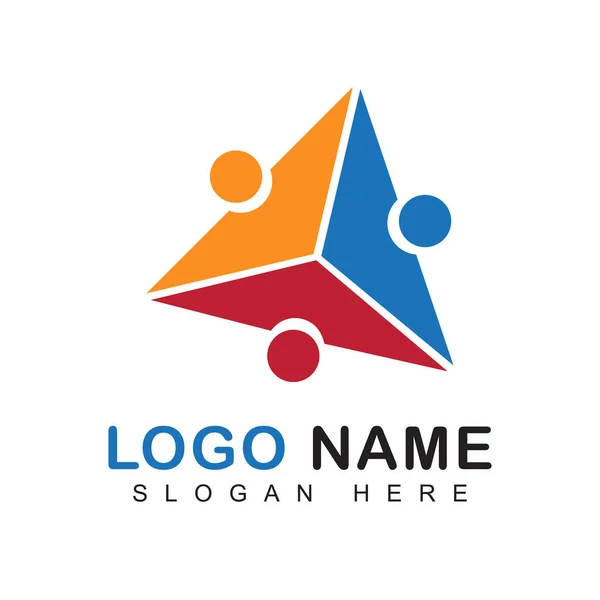 Üçgen Logo Tasarım Şablonu Simge Logosu — Stok Vektör