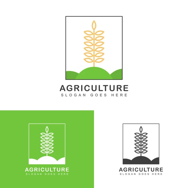 農業ビジネスベクトルロゴデザインテンプレート トラクターサイン 作物畑 牧草地 — ストックベクタ
