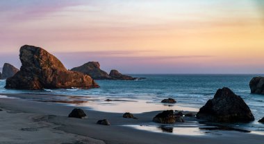 Myer 's Beach, Oregon' da gün batımı