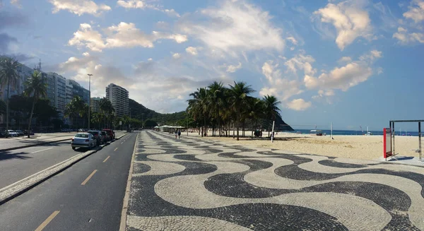 Famosa Spiaggia Copacabana Con Marciapiede Mosaico Bianco Nero Rio Janeiro — Foto Stock