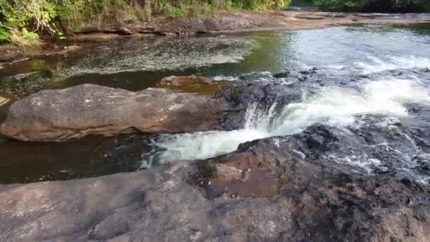 Tropiskt Vattenfall Lagoa Encantada Staden Ilheus Bahia Brasilien — Stockvideo