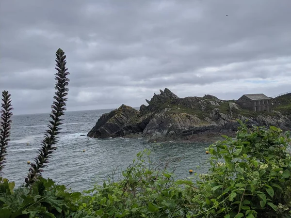 Vista Panorámica Costera Con Naturalezas Belleza Mar Cielo Anglesey Gales —  Fotos de Stock
