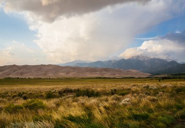 Colorado 'daki Great Sand Dunes Ulusal Parkı manzarası. Yüksek kalite fotoğraf