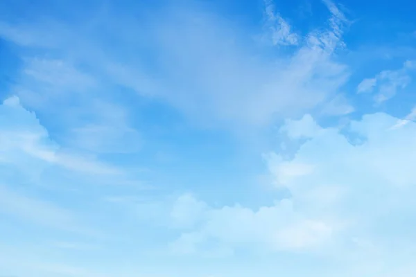 Голубое Небо Облачным Фоном Лицензионные Стоковые Фото