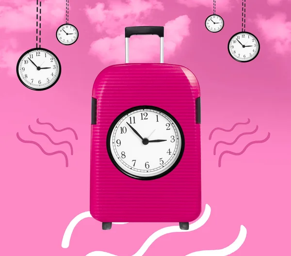 带粉红背景时钟旅行包的艺术品 — 图库照片