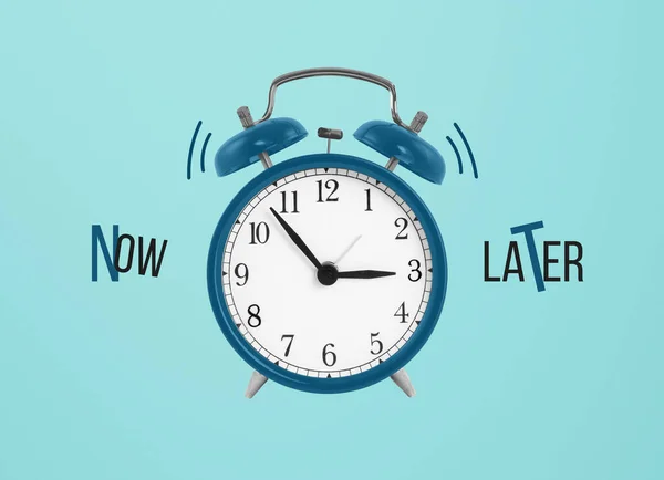 Creative Top View Flat Lay Alarm Clock Words Doing Tasks — Stock Fotó