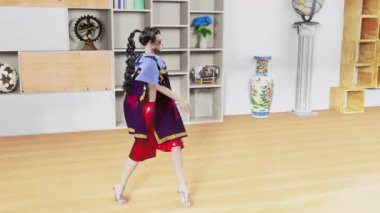 Moda şovunun 3 boyutlu simülasyonunda manken baştan çıkarıcı bir şey giyer..