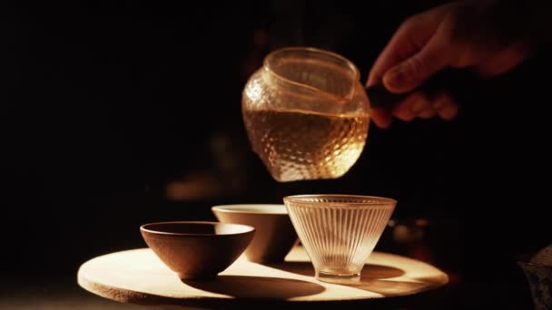 Brewing Puerh Tea Traditional Chinese Tea Ceremony Tea Pouring Teapot — Vídeo de stock