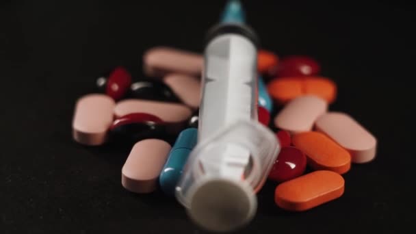 Pills Syringe Drug Revolve Black Background Concept Drug Addiction Banditry — Stock videók