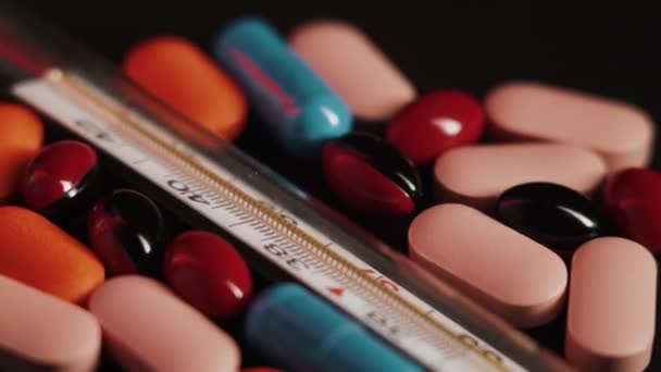 Pills Syringe Drug Revolve Black Background Concept Drug Addiction Banditry — Vídeos de Stock