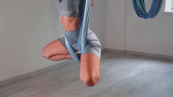 Attractive Sexy Girl Doing Sports Flying Air Stretch Fabric Airo — Αρχείο Βίντεο
