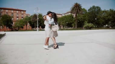 Mutlu Çiftler Seyahat Eğlence Turistleri Şehir Aşkı Öpüşme Yaşam Tarzı Tatili