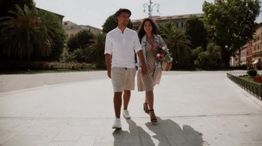 Mutlu Çiftler Seyahat Eğlence Turistleri Şehir Aşkı Öpüşme Yaşam Tarzı Tatili