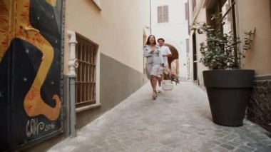 Mutlu Çiftler Seyahat Eğlence Turistleri Şehir Aşkı Öpüşme Yaşam Tarzı Tatili