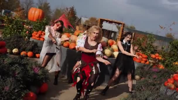Команда Танцюристів Костюмах Танцює Танець Хелловін Концепція Хеллоуїна — стокове відео