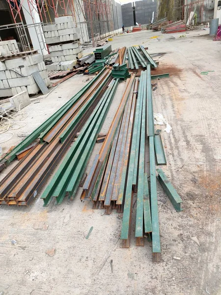 steel sheet piles in building projects.