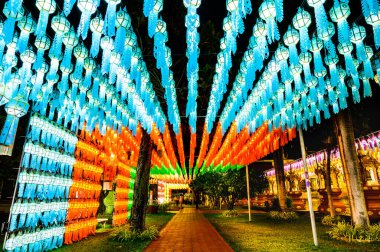 LAMPHUN, THAILAND - November 8, 2022 : Lamphun Saen Duang Lantern Festival of Phra That Hariphunchai Temple in Lamphun Province,Thailand.